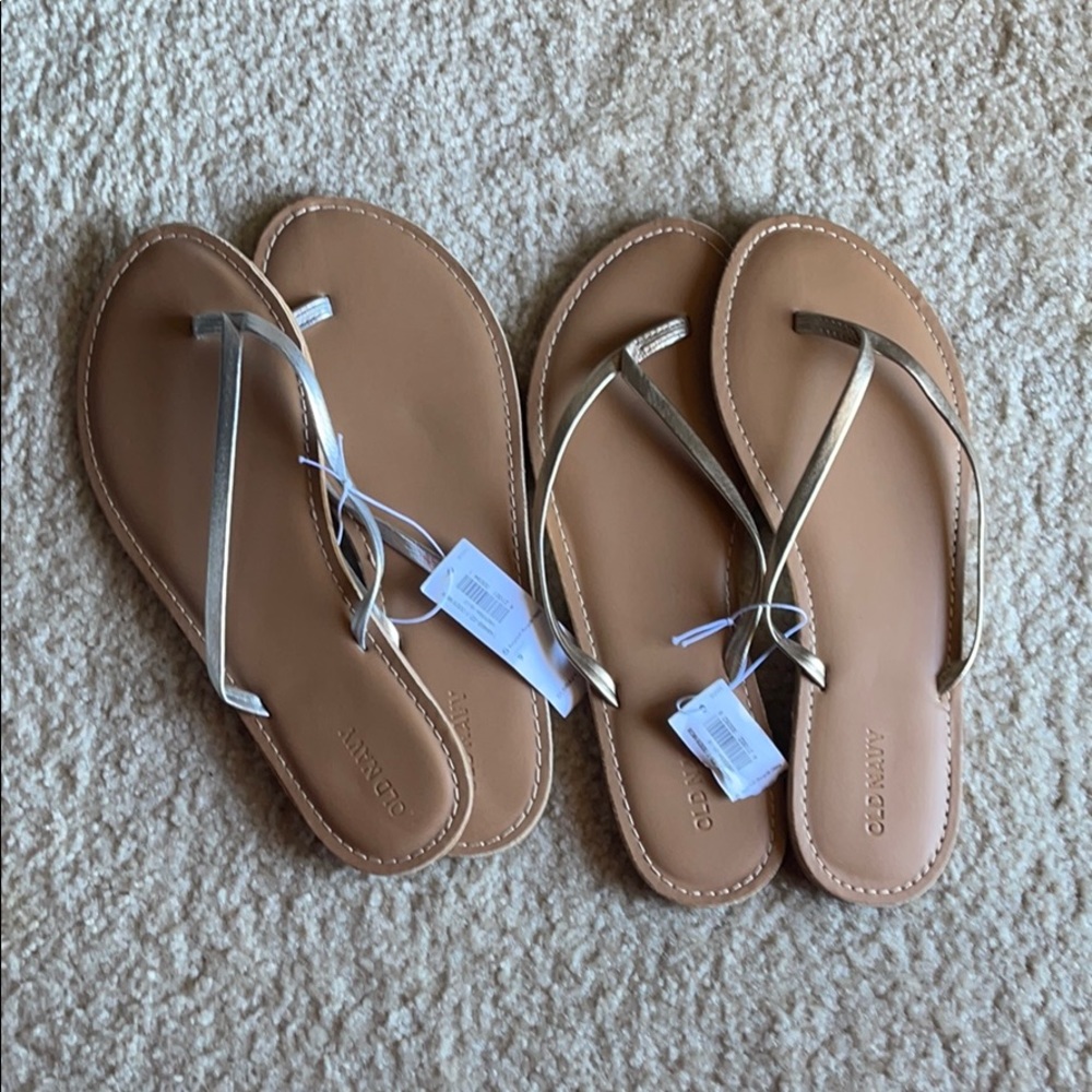 Old Navy Gold & Sliver sandals (2) pairs